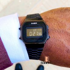النظارات و الساعات